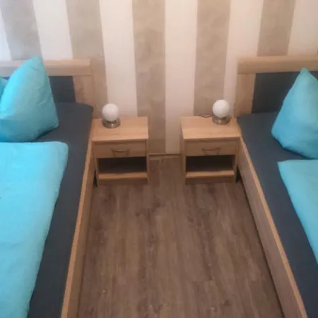 Paul Und Dorothea * Dollstadt